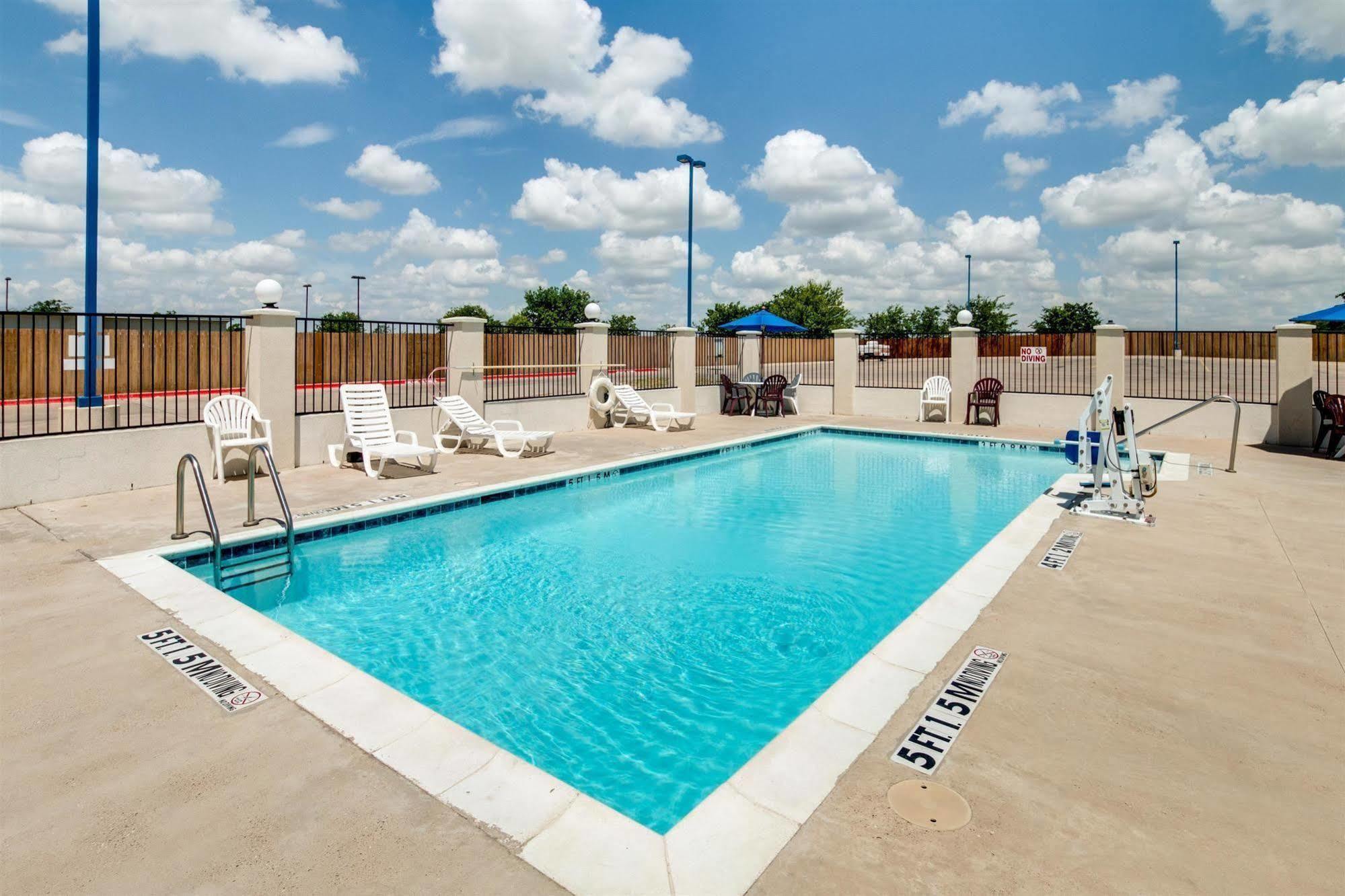 Motel 6-Cleburne, Tx Luaran gambar