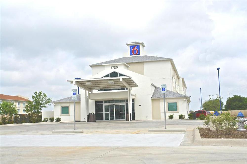 Motel 6-Cleburne, Tx Luaran gambar