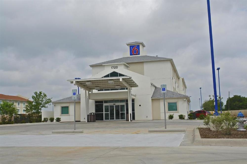 Motel 6-Cleburne, Tx Servis gambar